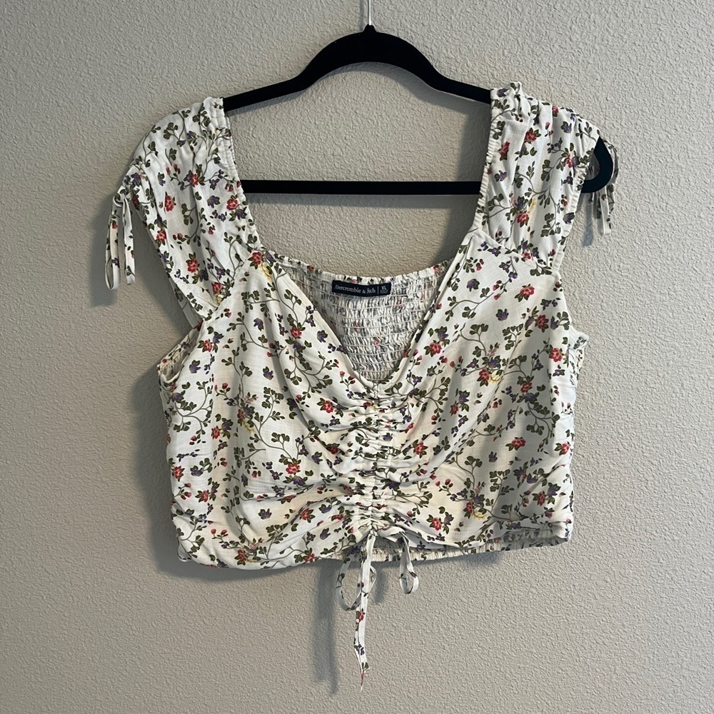 Abercrombie & Fitch Cream Floral Lace-Up Crop Top